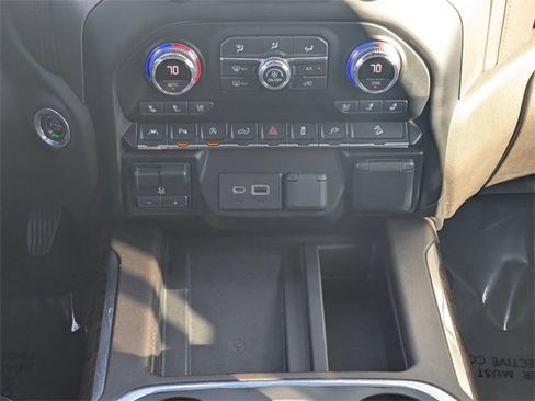 Used 2020 GMC Sierra 1500 Denali w/ Technology Package image 19