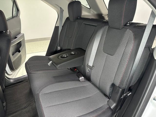 Used 2016 Chevrolet Equinox LT AWD/4WD image 23