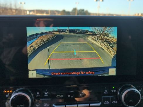 Used 2026 Toyota Highlander Limited image 22