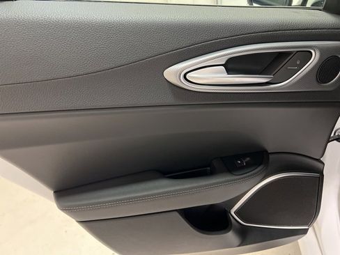 Used 2023 Alfa Romeo Giulia Veloce image 36