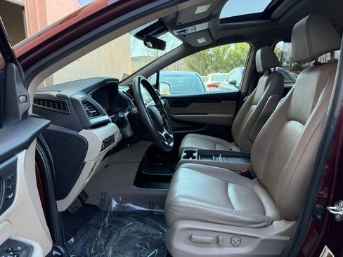 Used 2018 Honda Odyssey EX-L image 9