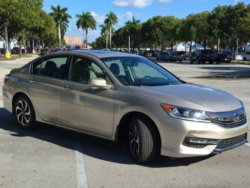 Used 2016 Honda Accord EX-L image 2