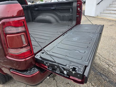 Used 2021 RAM 1500 Laramie w/ Laramie Southwest Edition AWD/4WD image 36