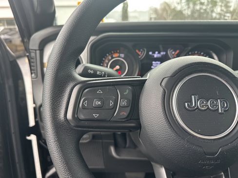 Used 2024 Jeep Wrangler Sport image 24