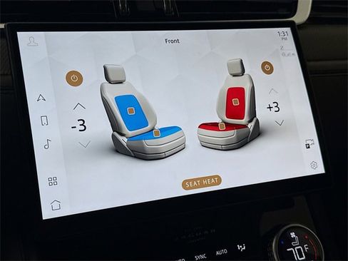 Used 2024 Jaguar F-PACE SVR image 23