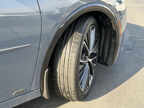 Used 2024 Toyota Prius XLE image 12