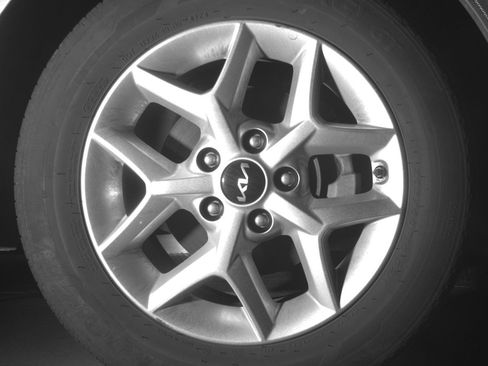 Used 2025 Kia Soul LX w/ LX Technology Package image 13