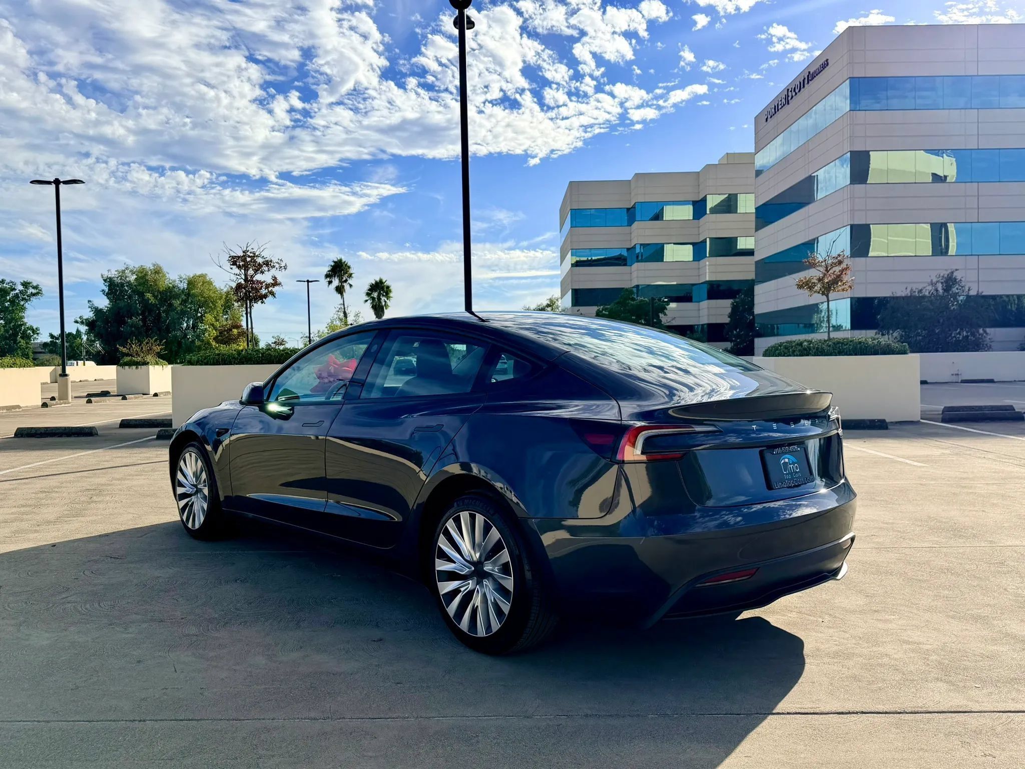Used 2025 Tesla Model 3 Long Range RWD image 21