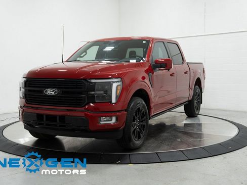 Used 2024 Ford F150 Platinum image 30