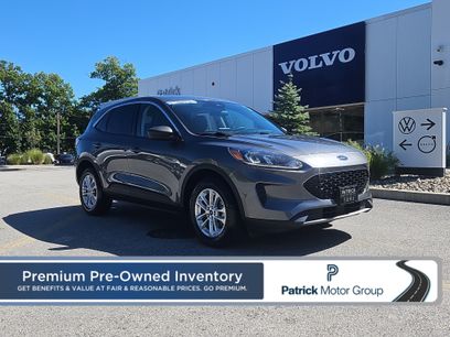 Used 2022 Ford Escape SE