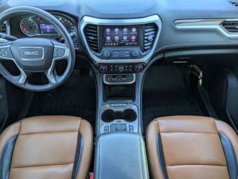 Used 2022 GMC Acadia SLE w/ Driver Convenience Package FWD image 19