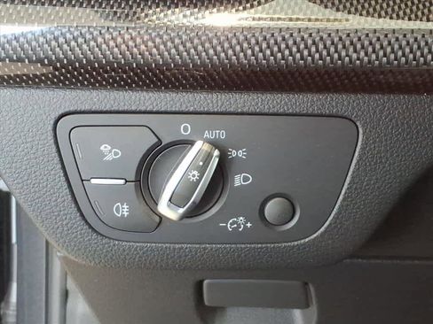 Used 2023 Audi SQ5 Premium Plus w/ Premium Plus Package image 11