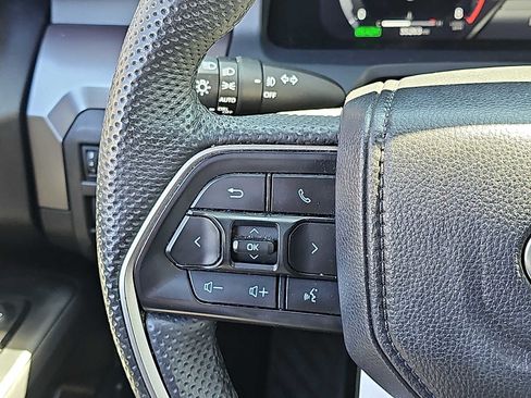 Used 2025 Toyota Tacoma TRD Sport w/ TRD Sport Premium Package AWD/4WD image 22