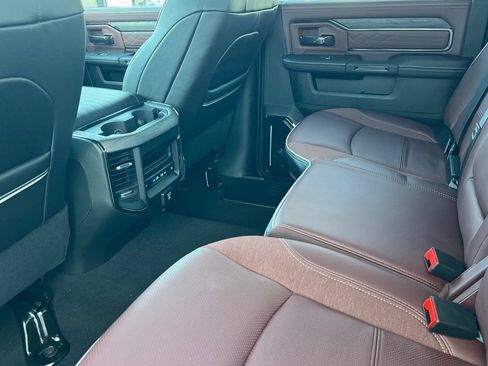 New 2026 RAM 2500 Limited AWD/4WD image 11