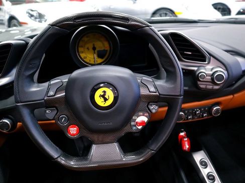 Used 2017 Ferrari 488 Spider RWD image 32