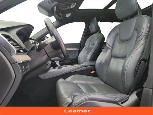 Used 2020 Volvo XC90 T6 Inscription w/ Protection Package Premier image 12