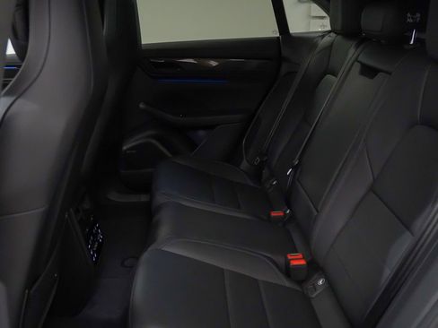 New 2025 Porsche Macan Turbo Electric image 19