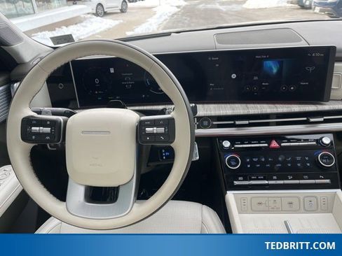 Used 2024 Hyundai Santa Fe Calligraphy image 16