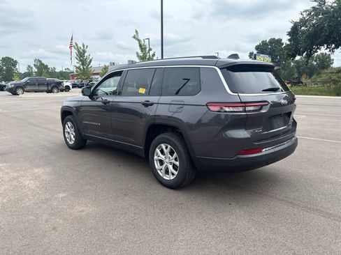 Used 2023 Jeep Grand Cherokee L Limited AWD/4WD image 3