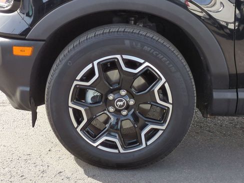 Used 2025 Ford Bronco Sport Outer Banks w/ Outer Banks Tech Package+ image 13