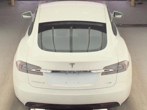 Used 2016 Tesla Model S 75D image 4