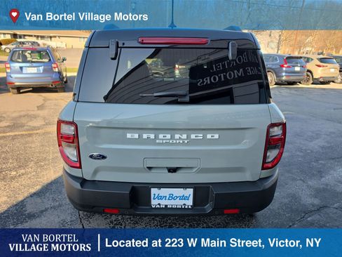 Used 2022 Ford Bronco Sport Outer Banks image 6