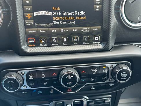 Used 2021 Jeep Wrangler Unlimited Rubicon 4xe w/ Cold Weather Group image 8