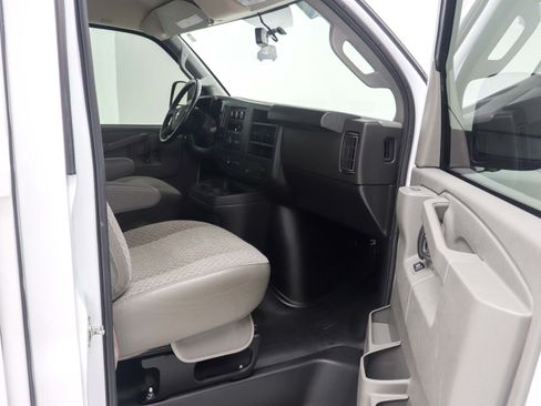 Used 2023 Chevrolet Express 3500 w/ Power Convenience Package RWD image 14