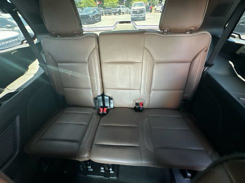 Used 2024 Chevrolet Tahoe High Country w/ Advanced Technology Package AWD/4WD image 22