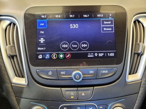 Used 2024 Chevrolet Malibu LT image 25