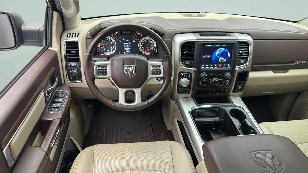 Used 2018 RAM 1500 Laramie w/ Convenience Group AWD/4WD image 12