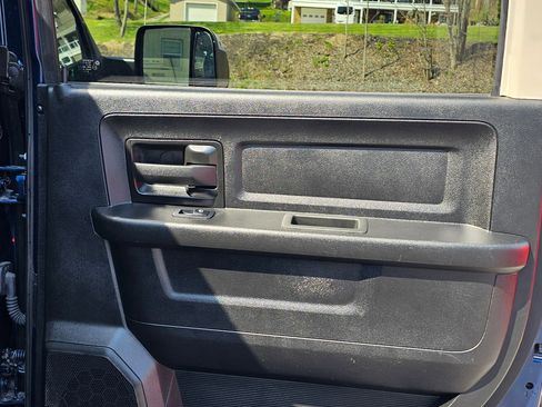 Used 2022 RAM 1500 Tradesman w/ Trailer Tow Group image 9