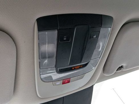Used 2024 Kia Sorento S AWD/4WD image 24
