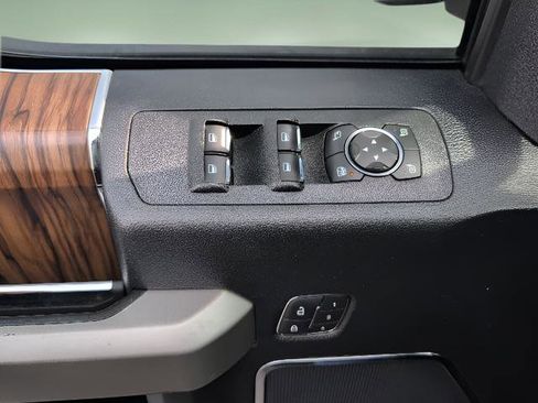 Used 2020 Ford F150 Lariat AWD/4WD image 15