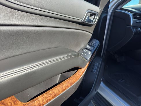 Used 2020 Chevrolet Tahoe Premier image 12