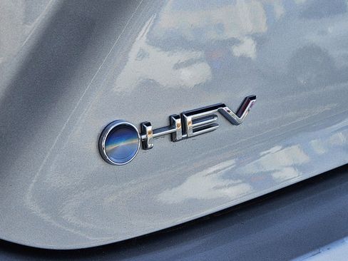 Used 2025 Toyota Camry LE image 16