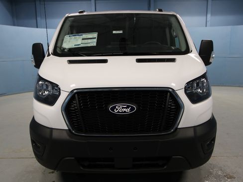 New 2026 Ford Transit 250 Low Roof RWD image 18