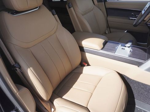 New 2026 Land Rover Range Rover SE image 24