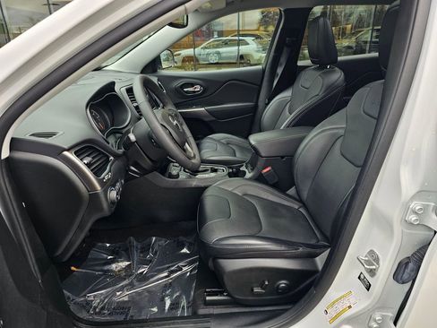 Used 2022 Jeep Cherokee Limited image 20