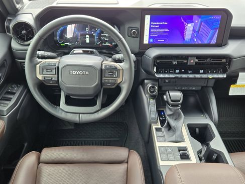 Used 2025 Toyota Land Cruiser w/ Premium Package image 36