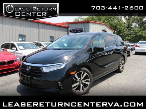 Used 2021 Honda Odyssey Touring image 1