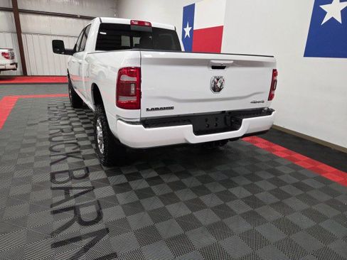 Used 2024 RAM 2500 Laramie AWD/4WD image 12