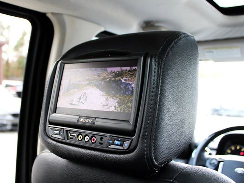 Used 2016 Land Rover LR4 HSE Silver Edition image 25