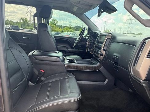 Used 2016 GMC Sierra 1500 Denali w/ Enhanced Driver Alert Package AWD/4WD image 21