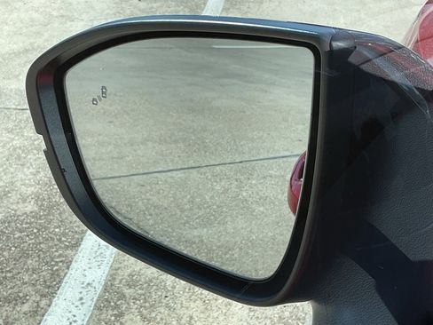 New 2026 Nissan Murano SV image 10