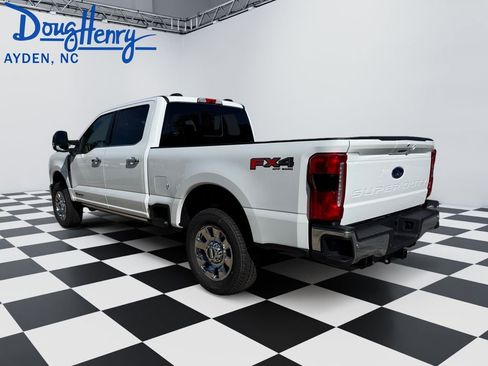 New 2025 Ford F250 Lariat w/ Lariat Ultimate Package image 3