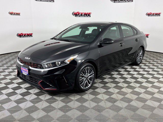 Used 2022 Kia Forte GT-Line w/ GT-Line Premium Package FWD image 5