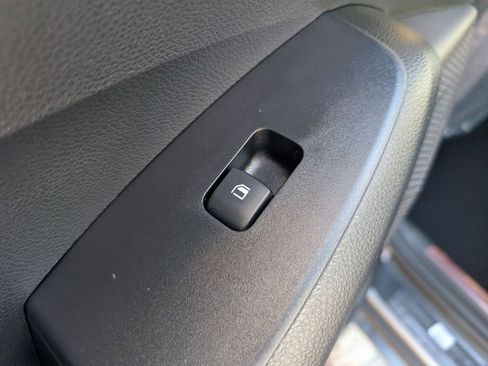 New 2026 Kia Seltos LX image 11