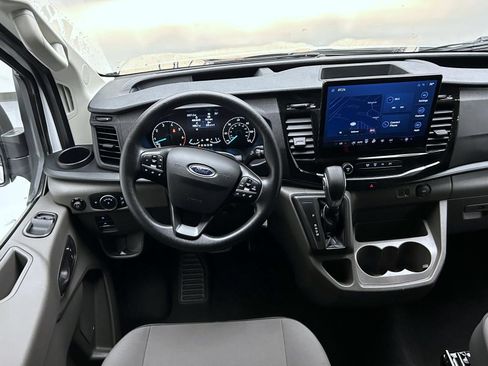 Used 2025 Ford Transit 350 XLT RWD image 14