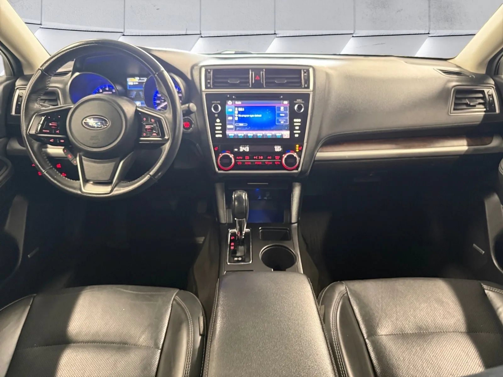 Used 2019 Subaru Outback 3.6R Limited AWD/4WD image 10